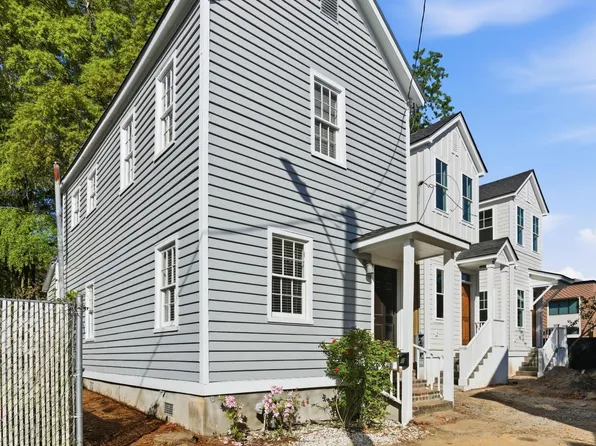 7 Lapps Ct, Charleston, SC 29403