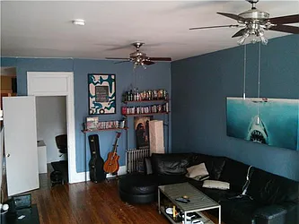 Rented by R New York