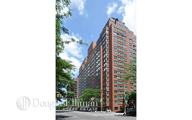 Sold by Douglas Elliman | media 31