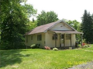 630 Tevebaugh Rd, Freedom, PA 15042