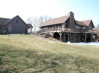 230 Willis Dr, Shepherdstown, WV 25443