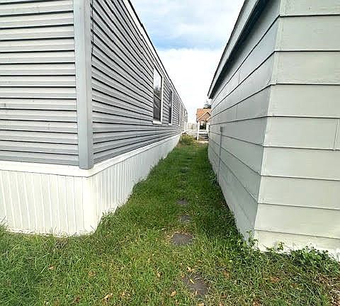 5th image of 420 Garfield Ave