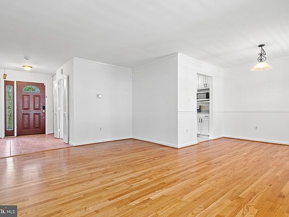 4th image of 9695 Copeland Dr