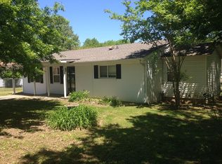 2004 N Parkway St, Corinth, MS 38834