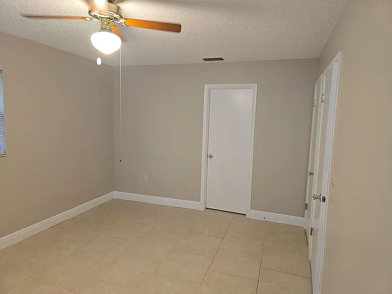 7251 McGinnes Ct — Photo 26