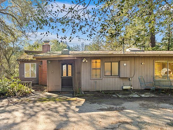 2nd image of 10650 Woodside Drive