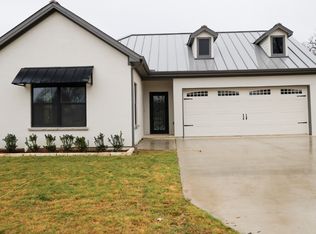 403 N Dallas St, Rice, TX 75155