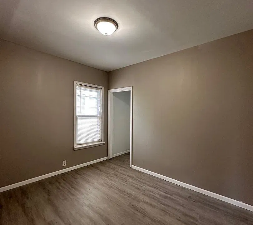 3704 S Benton Ave #64128