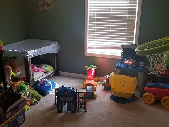 5th image of 824 Glory Ln