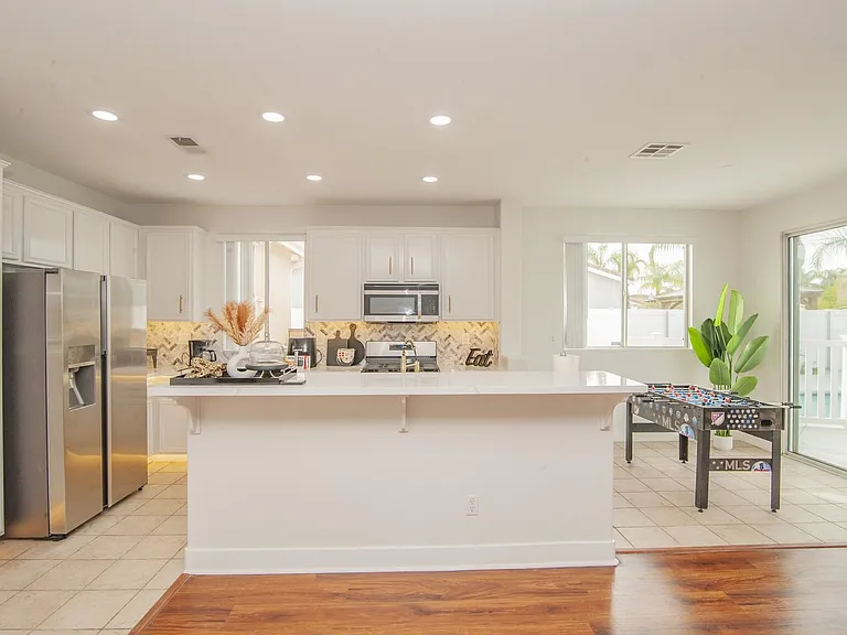 26876 Alta Mira St — Photo 16