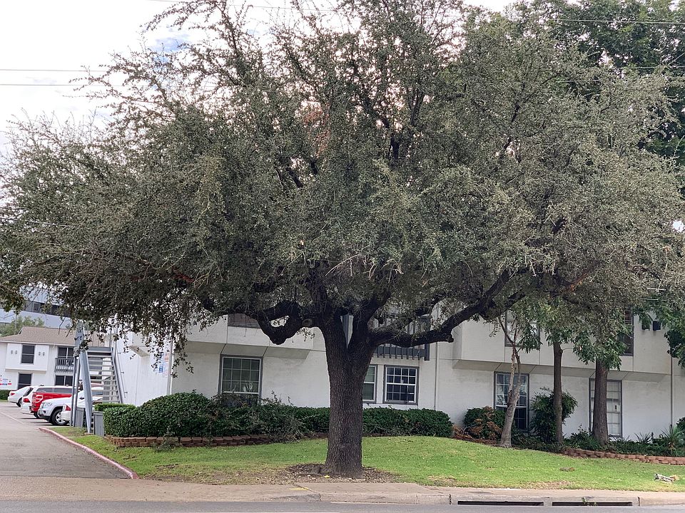 2_Exterior2-.JPG
