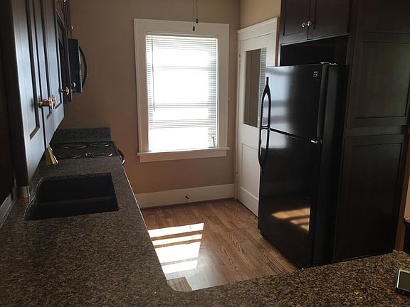 Kitchen Pic #2