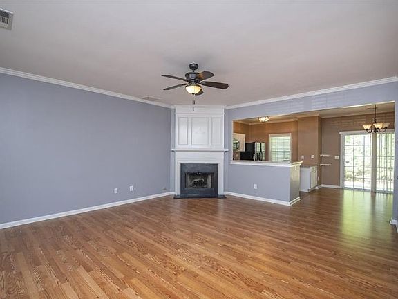 4th image of 2761 Terrell Trace Dr