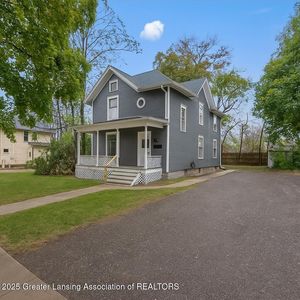 518 Beech St, Lansing, MI, 48912