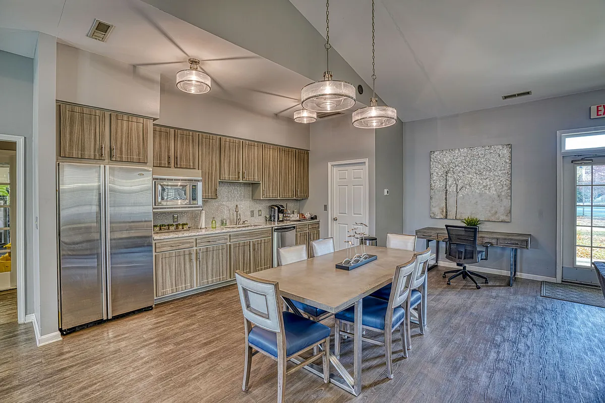 Building Photo - Mill Pond Village