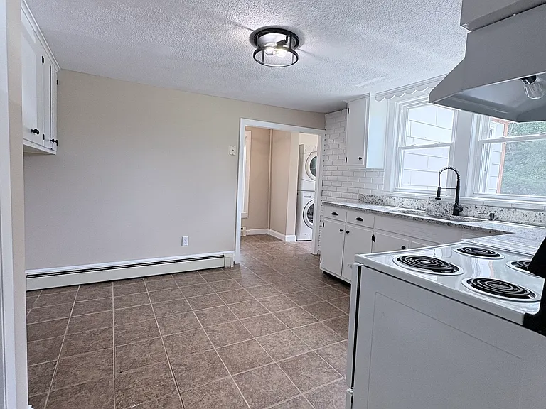 144 Amston Rd — Photo 11