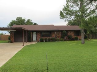 54 Cody St, Lone Grove, OK 73443