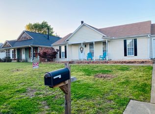 10168 Palmer Dr, Olive Branch, MS 38654