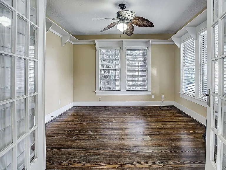 801 Le Green St — Photo 10
