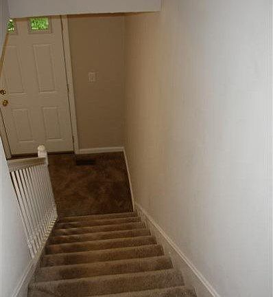 5th image of 3743 Llewellyn Ave
