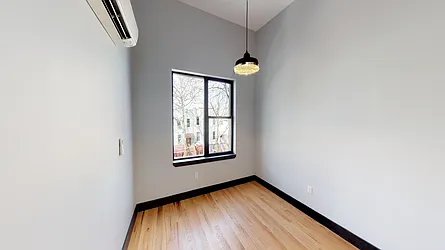 Rented by Rennit Inc.