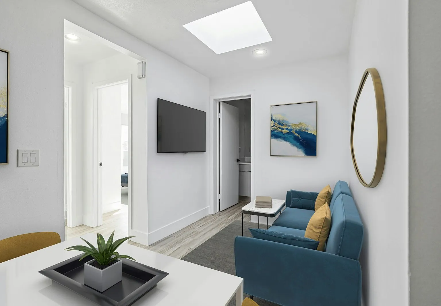 850 North Van Ness Avenue, Unit 4 — Photo 4