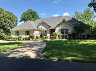 1015 Kelly Rd, Dyersburg, TN 38024