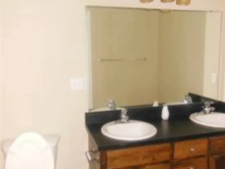 610 Putnam Dr — Photo 7