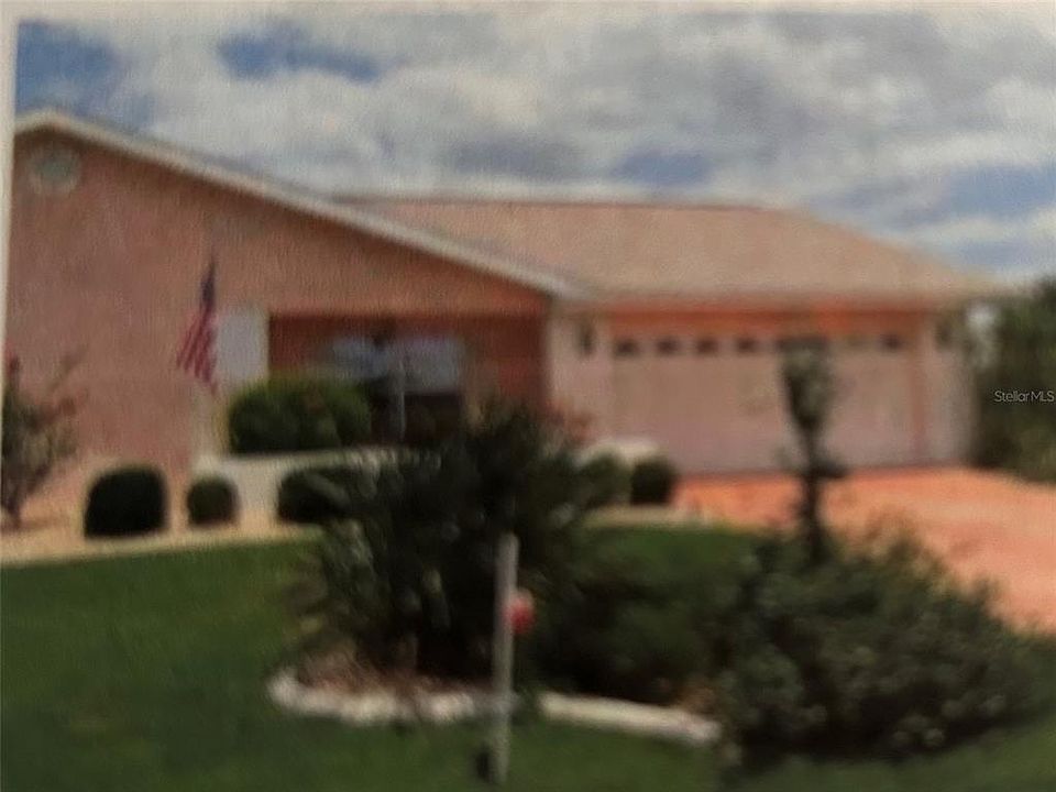 1st image of 1805 Butterfly Pl