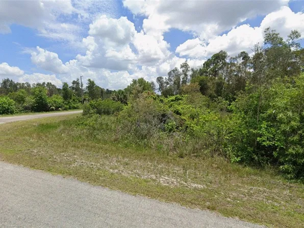 982 Plantation Rd, Lehigh Acres, FL 33974