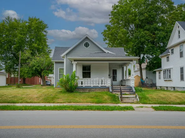 505 S Blackhoof St, Wapakoneta, OH 45895