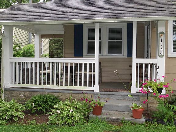 3rd image of 1758 Lakeside Dr S