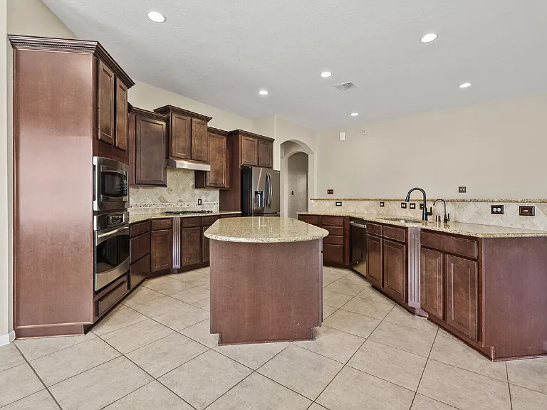 4713 La Escalona Dr — Photo 15