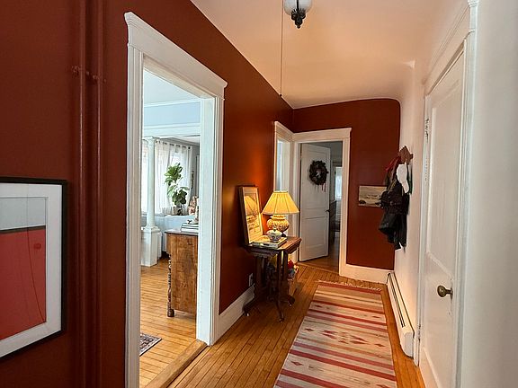 3rd image of 107-109 Grant St #1