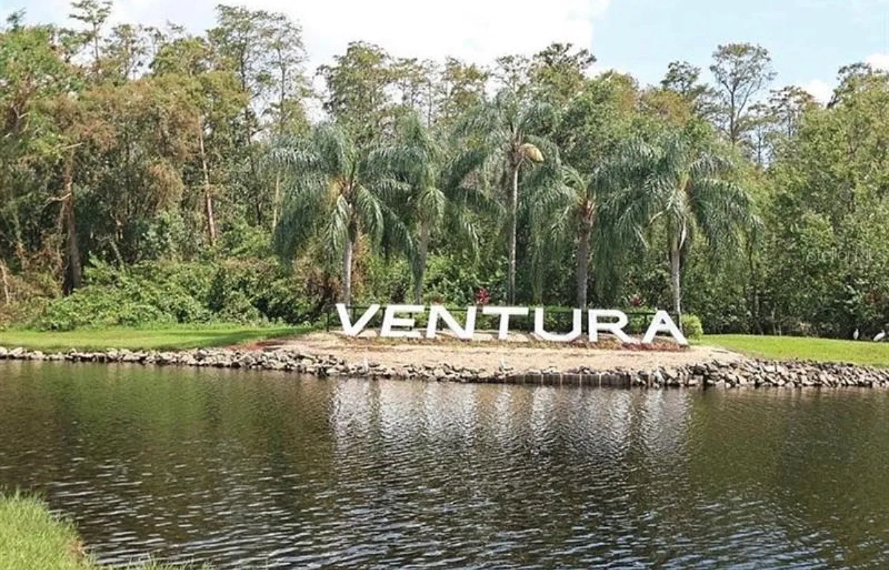 2 bed, 934 sqft, $1,550 — Photo 3