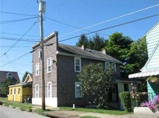 708 Emerson Ave, Farrell, PA 16121