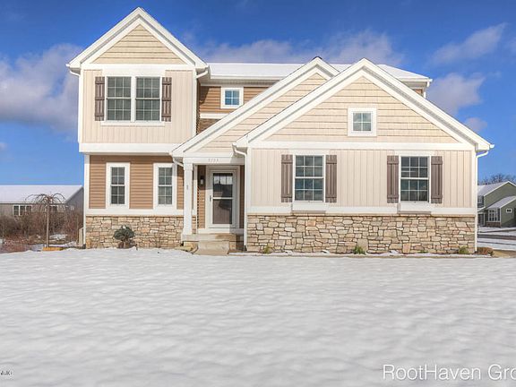 2nd image of 5795 Beyhill Dr NE