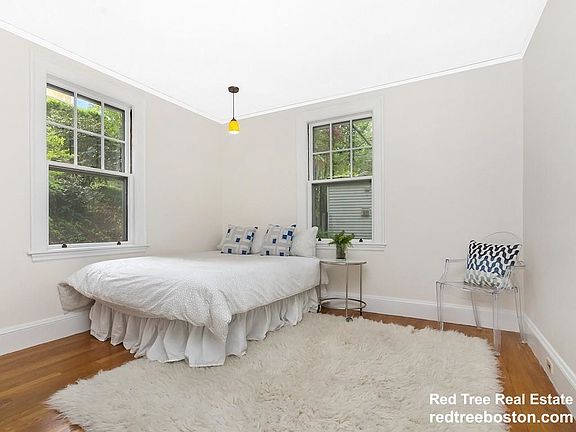 3rd image of 66 Algonquin Rd #1