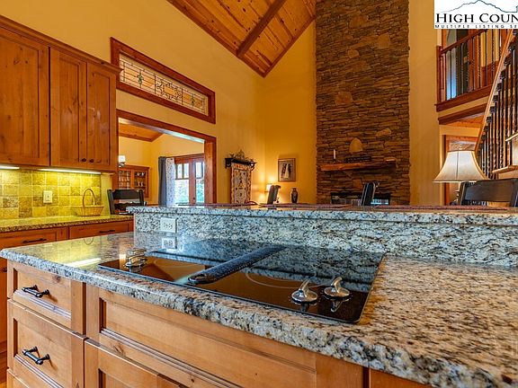 5th image of 152 Elkland Meadows Drive
