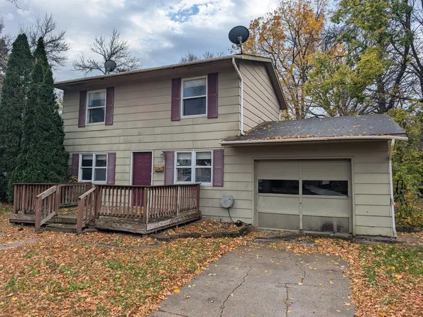 209 W Channing Ave, Fergus Falls, MN 56537