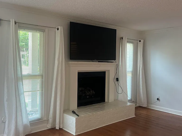 427 Russell St NE — Photo 7