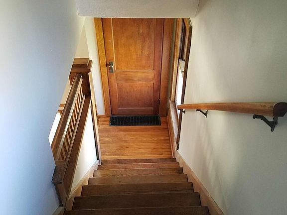 2nd image of 719 Oakland Blvd