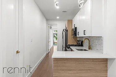 Rented by Rennit Inc.