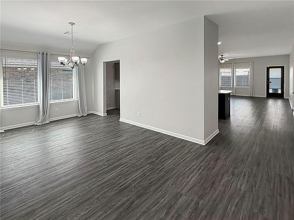 3rd image of 75717 Rickelin Dr