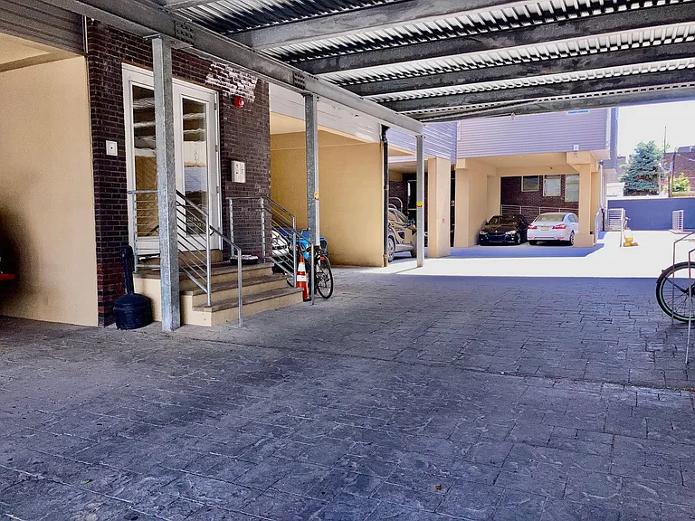 1532 N 2nd St #30 — Photo 3