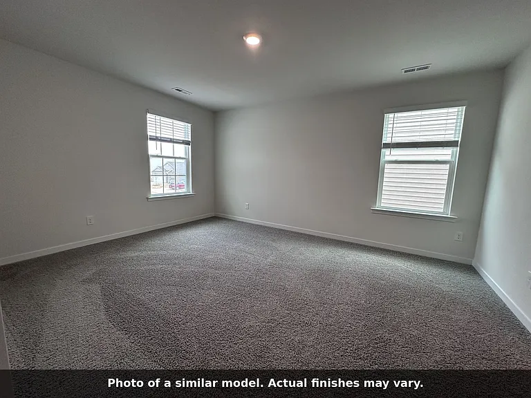 659 13th Avenue Dr NE — Photo 9