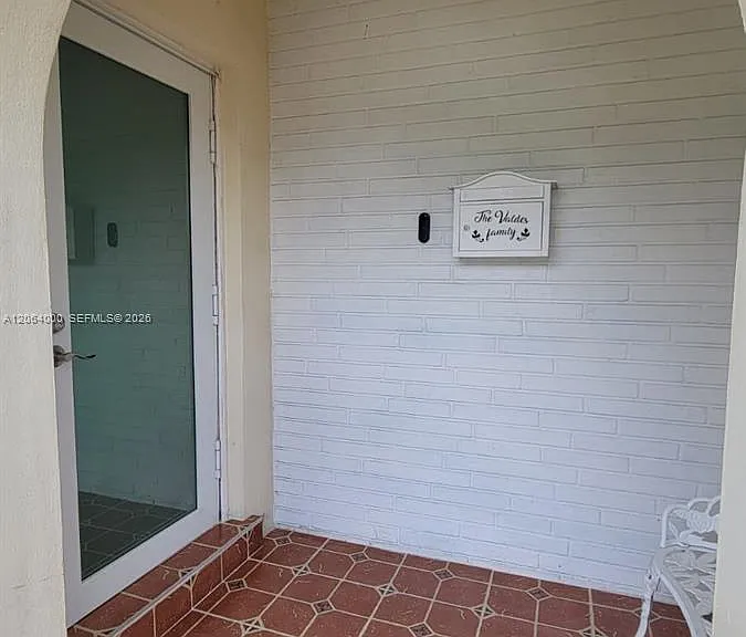 11340 SW 48th St — Photo 4