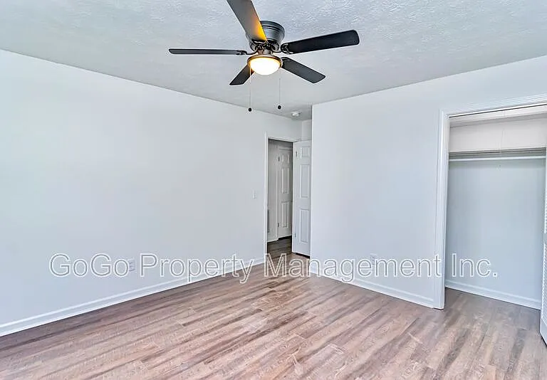 200 Lanewood Dr — Photo 9