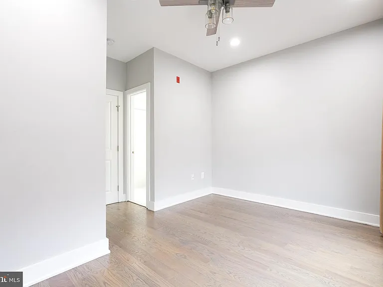 1632 K St NE #PENTHOUSE — Photo 45