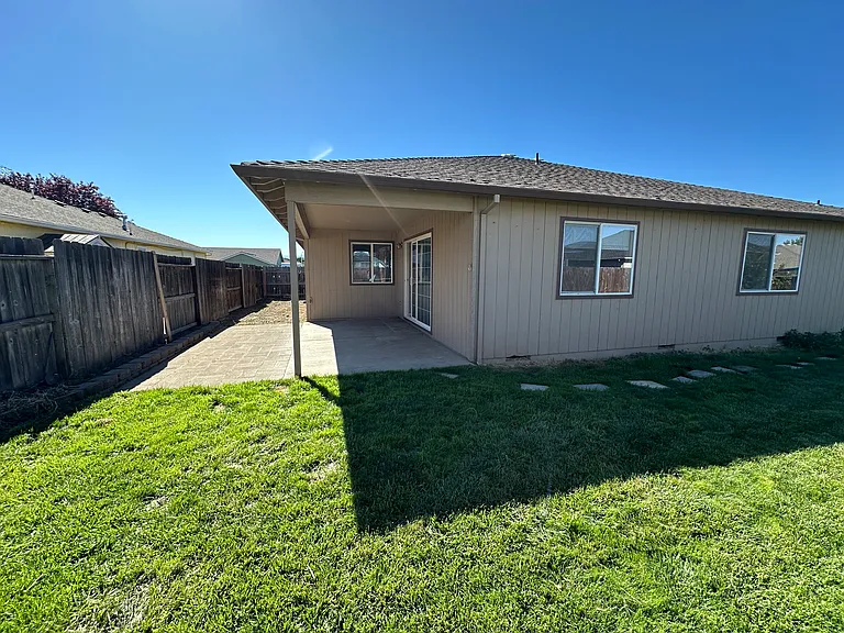 2337 Jeremy St — Photo 20